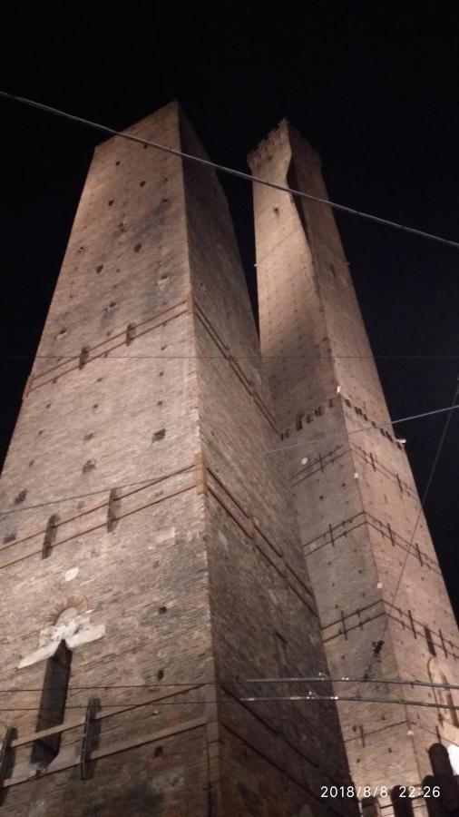 Homeinbo Bologna Luaran gambar